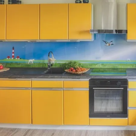 別荘 Sonnenglueck-freistehend Und Eingezaeunt Auf Ca 1,20m Tetenbüll