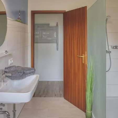 Sonnenglueck-freistehend Und Eingezaeunt Auf Ca 1,20m